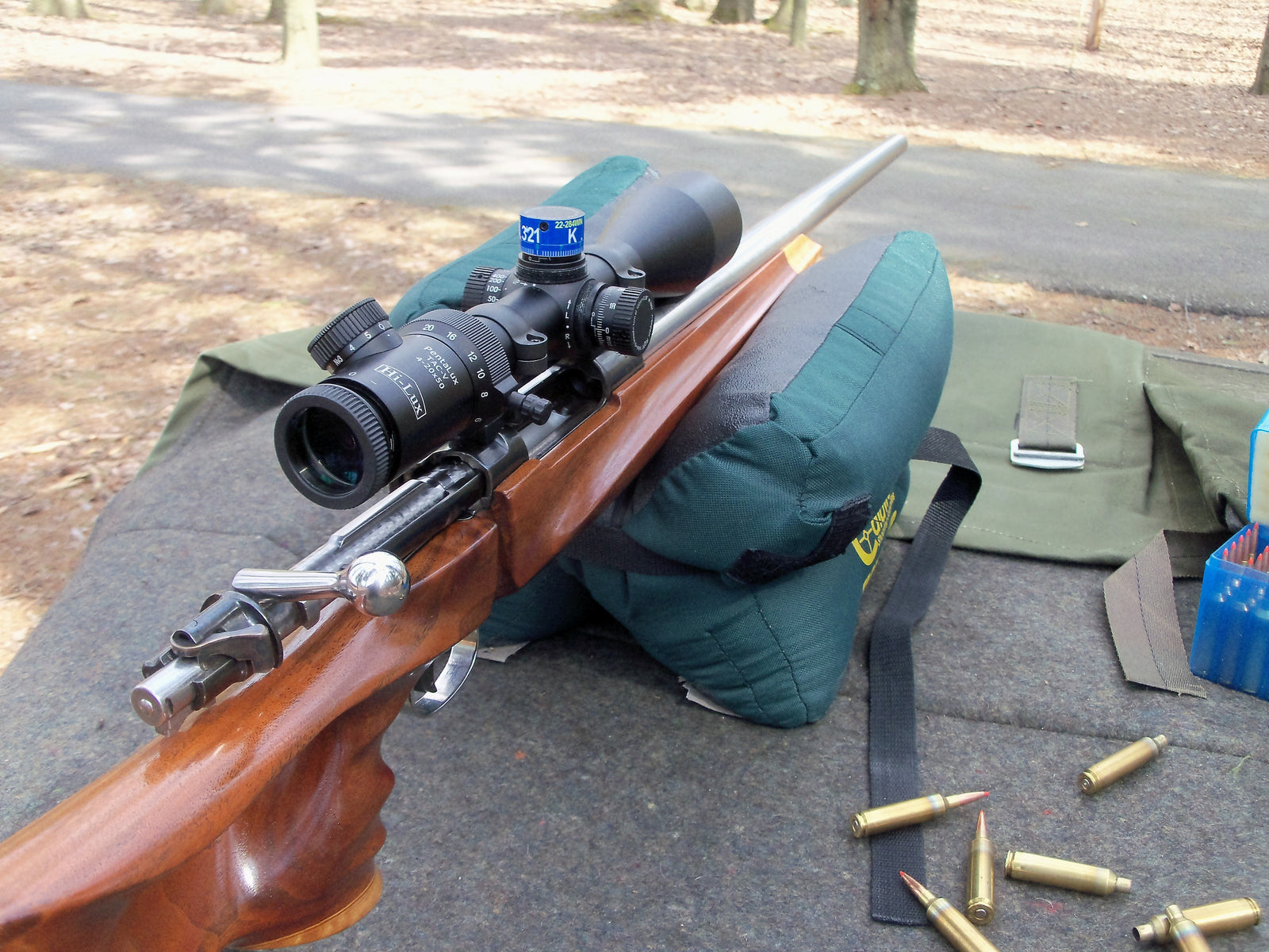 Hi-Lux PentaLux TAC-V 4-20x50 SFP Benchrest 22-284 Win